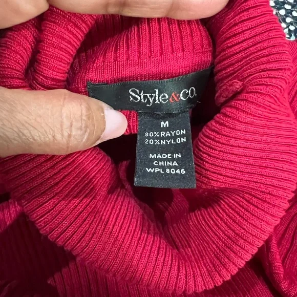 Style and Co ribbed turtleneck sweater with button on sleeve details. - Picture 3 of 3